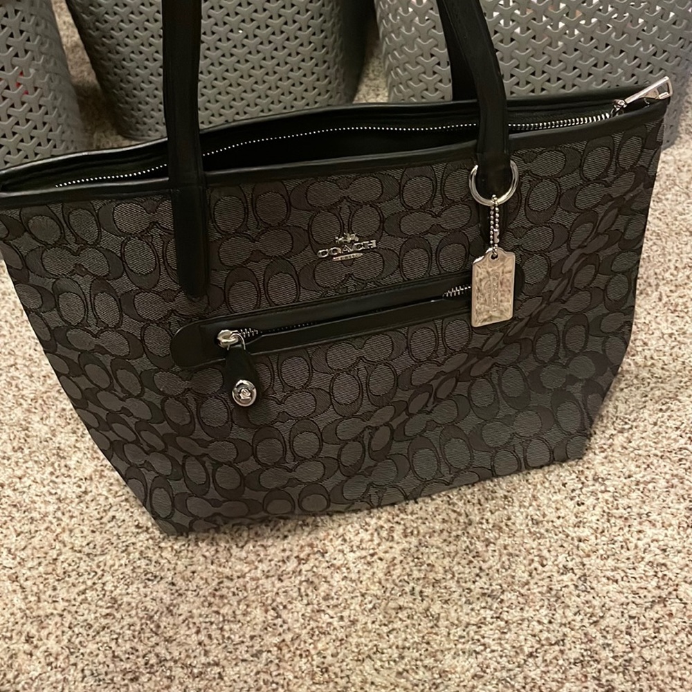 Coach tote